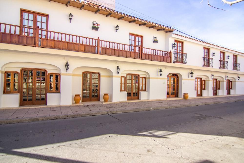 Hotel Asturias Cafayate Exterior photo