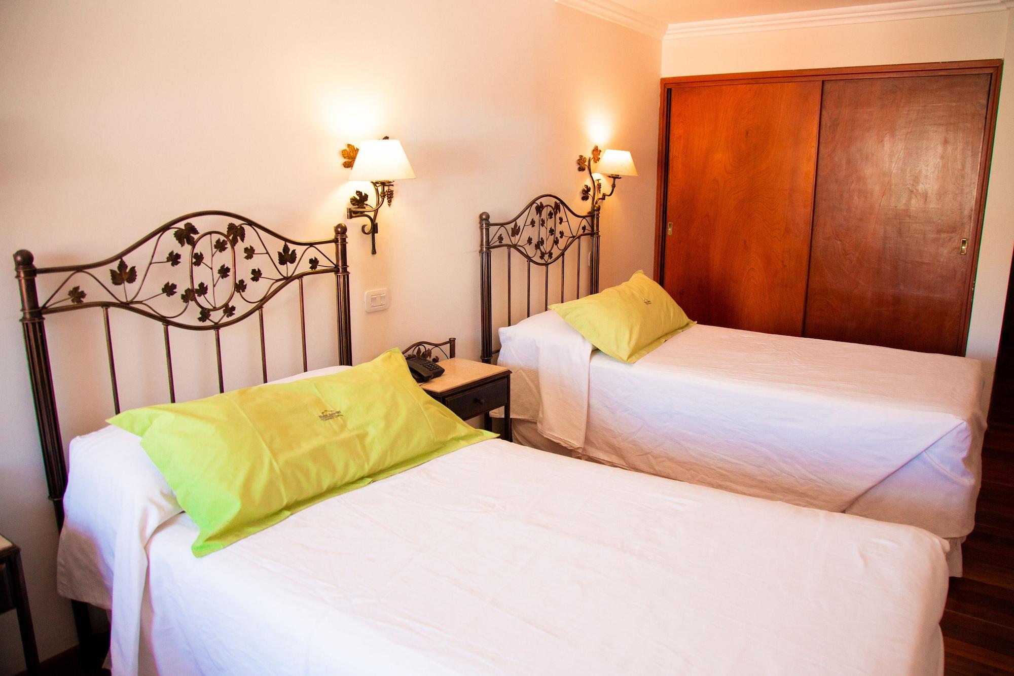 Hotel Asturias Cafayate Exterior photo