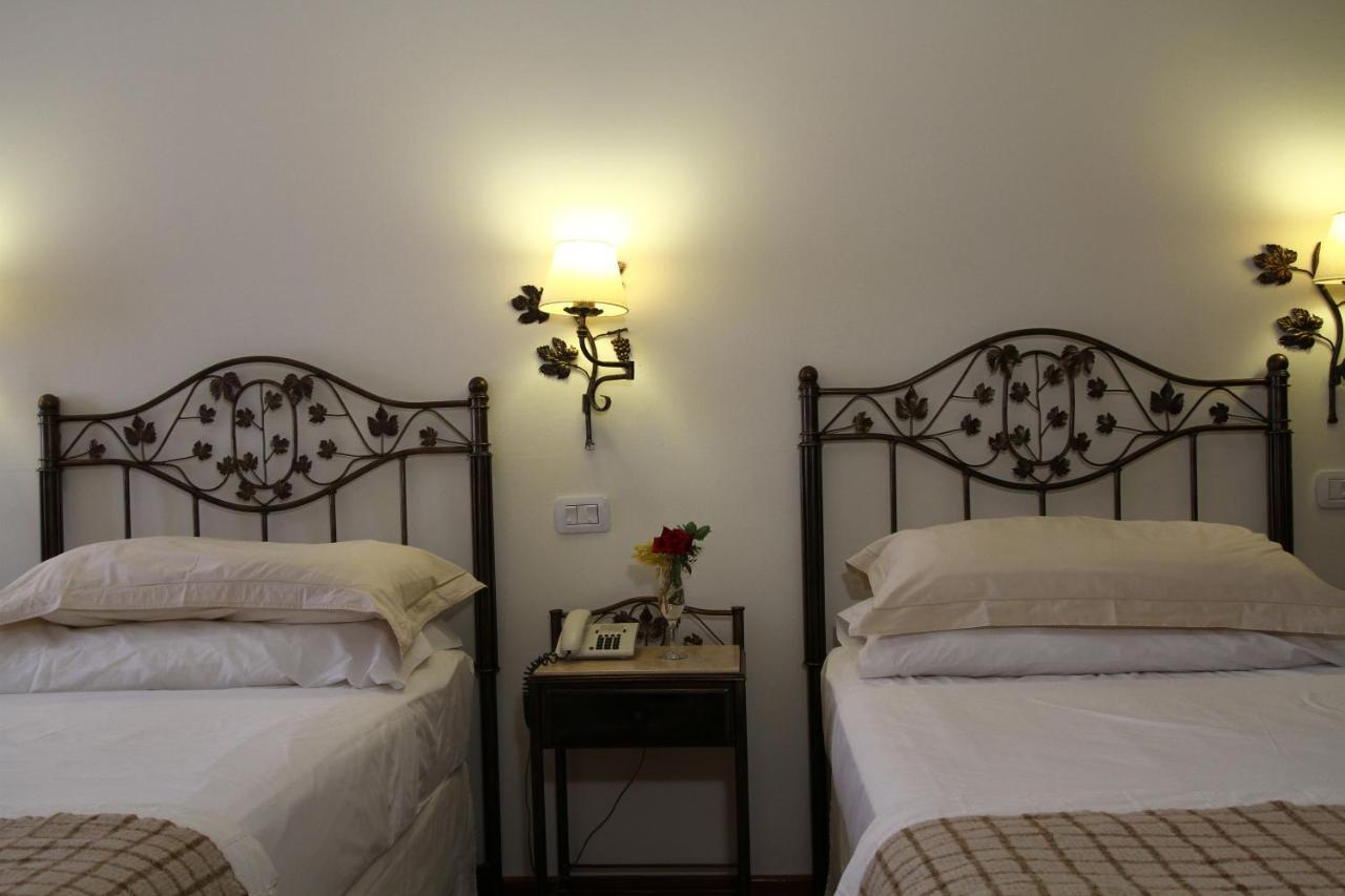 Hotel Asturias Cafayate Exterior photo